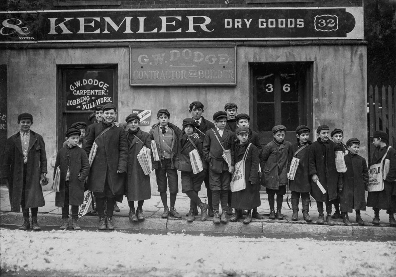 Some of the newsboys returning Sunday papers. Many of them had been out since 5 and 6 a.m. Hartford, Connecticut. 1909.