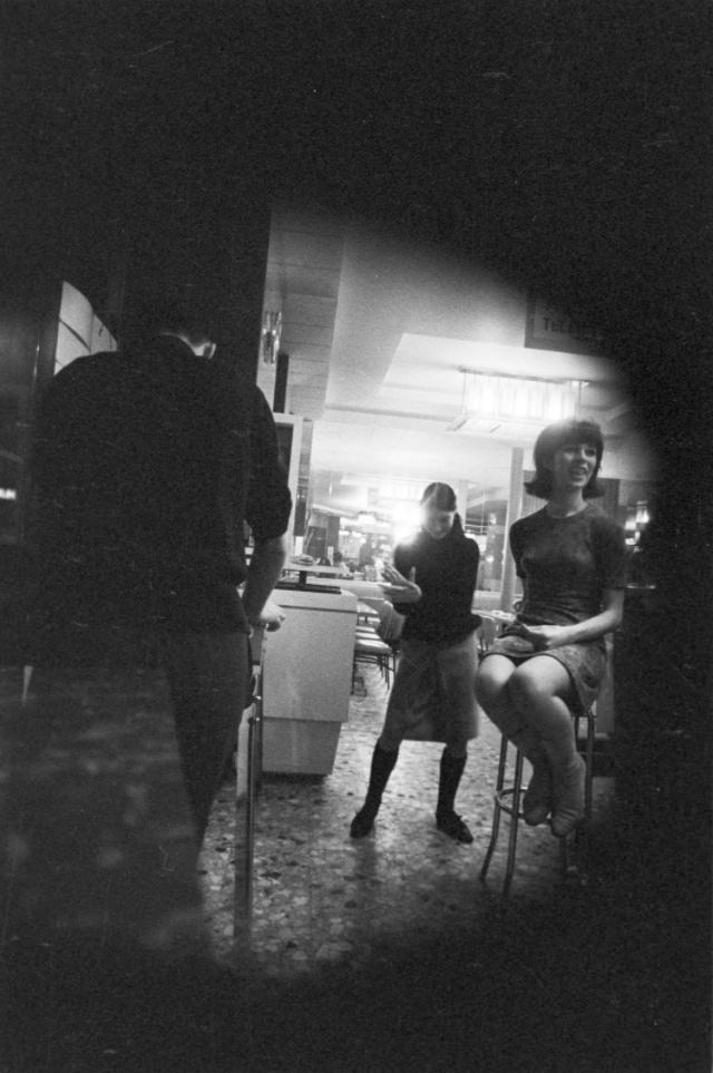 Prostitution in Paris: History and Candid Photos of Prostitutes in the 1960s
