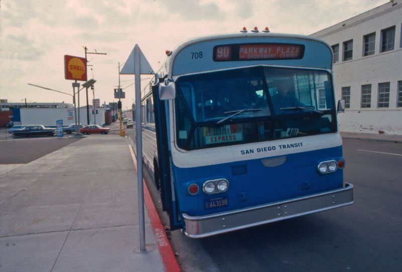 1974 Flxible bus outbound on G Street at 16th Street in Downtown San Diego in the late 1970s