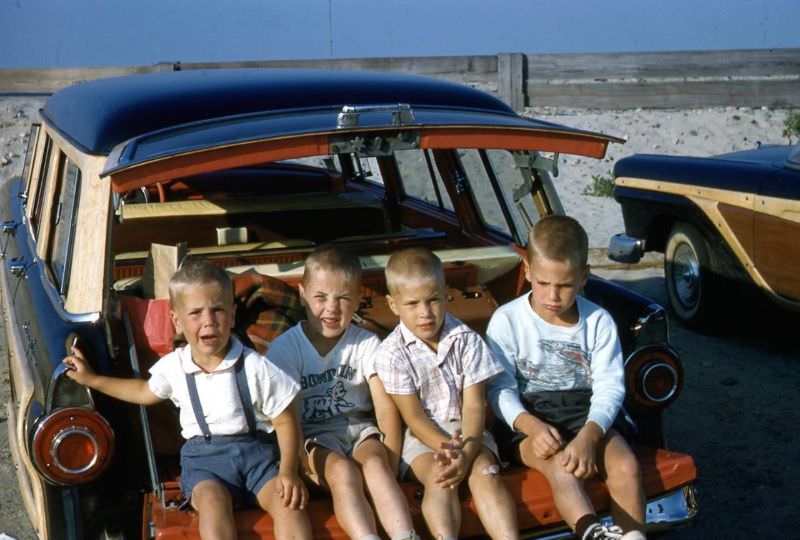 Station Wagons: Cool Vintage Photos from the Heydays of the Best Family Car