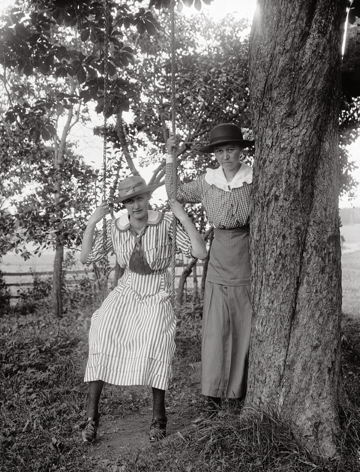 Agnes Johansson (right) and friend, Sävasta, Altuna parish, 1910–20