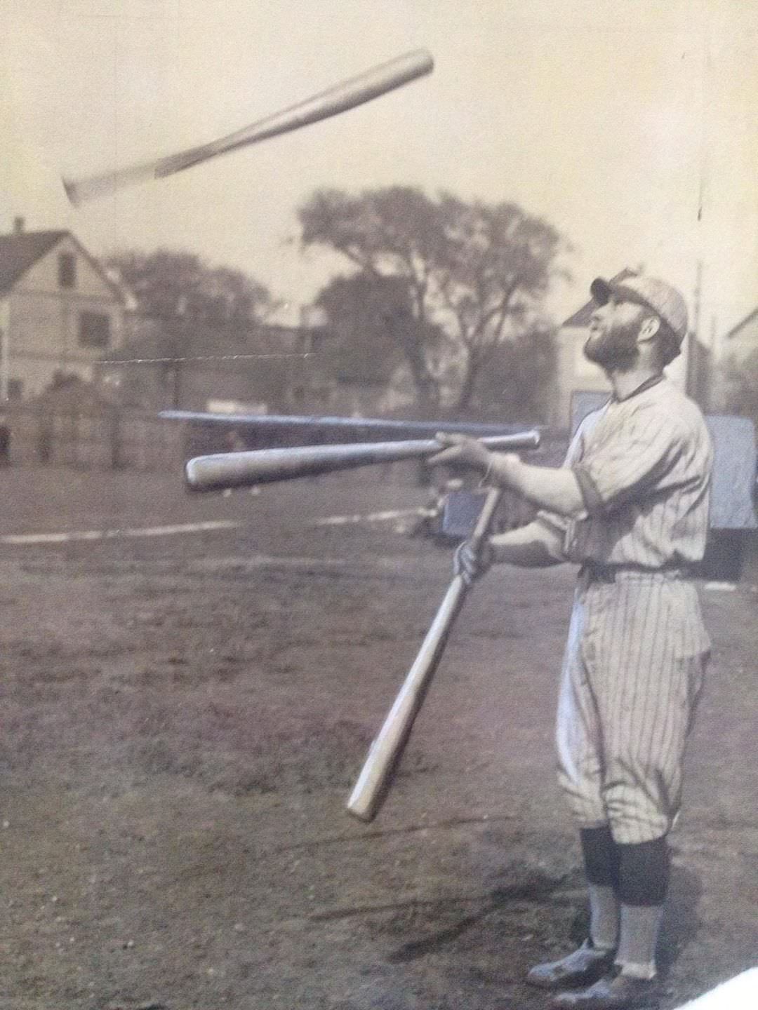 Long-haired and Bearded baseball team: The House of David team was a baseball version of the Harlem Globetrotters