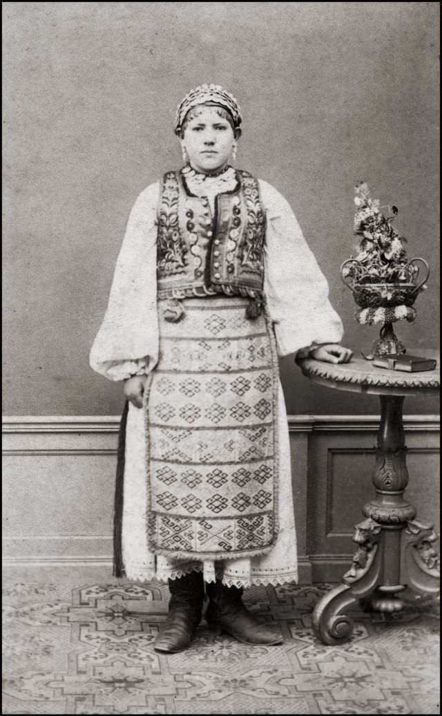 Romanian costume, 1868