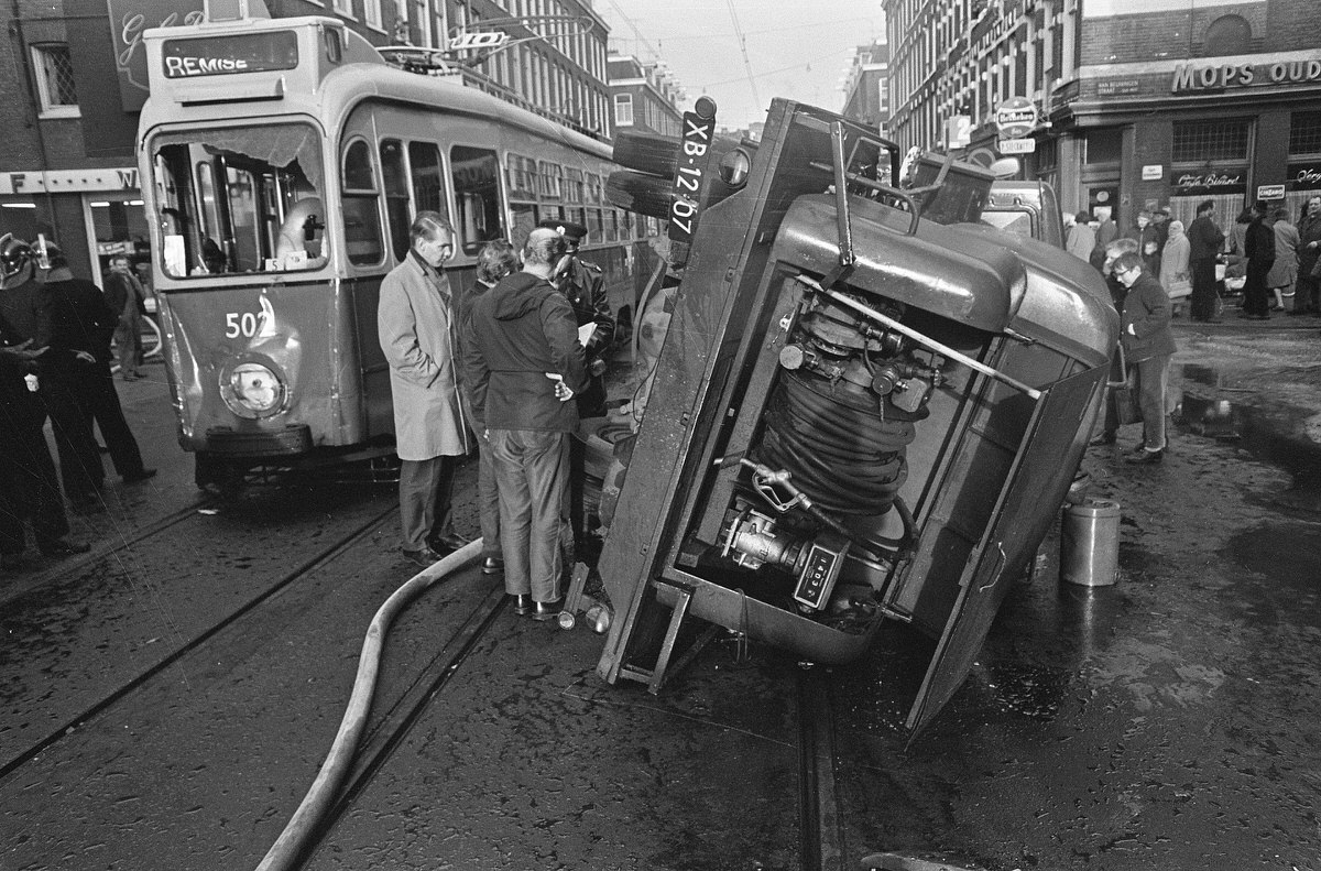 Tanker against tram line 10 in Amsterdam, February 8, 1967.