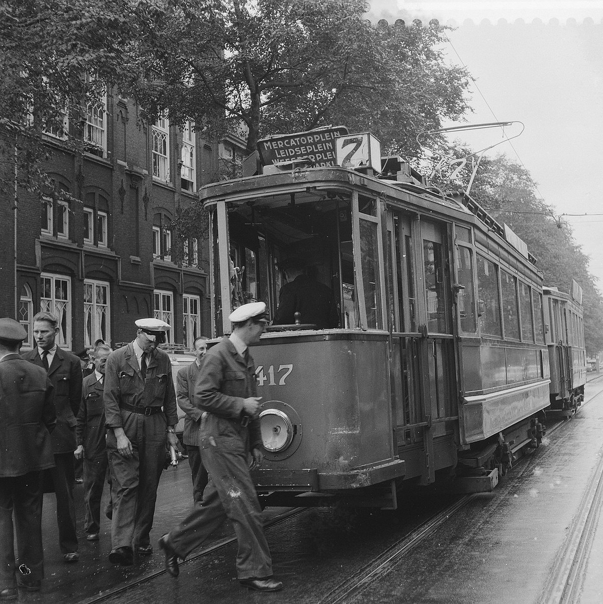 Tram collision in Sarphatistraat destroyed railcar of line 7, September 18, 1959