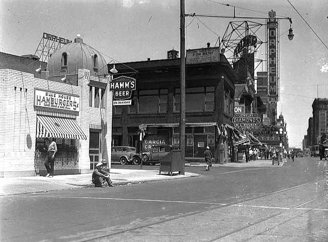 Hennepin Avenue at South Tenth Street, Minneapolis, 1934
