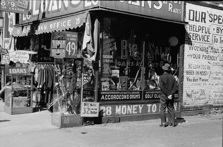 Pawnshop in Gateway District, Minneapolis, Minnesota, September 1939