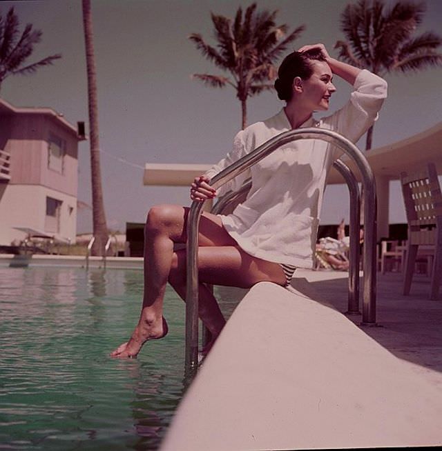 Anne Gunning, Manalapan Beach, Florida, 1954