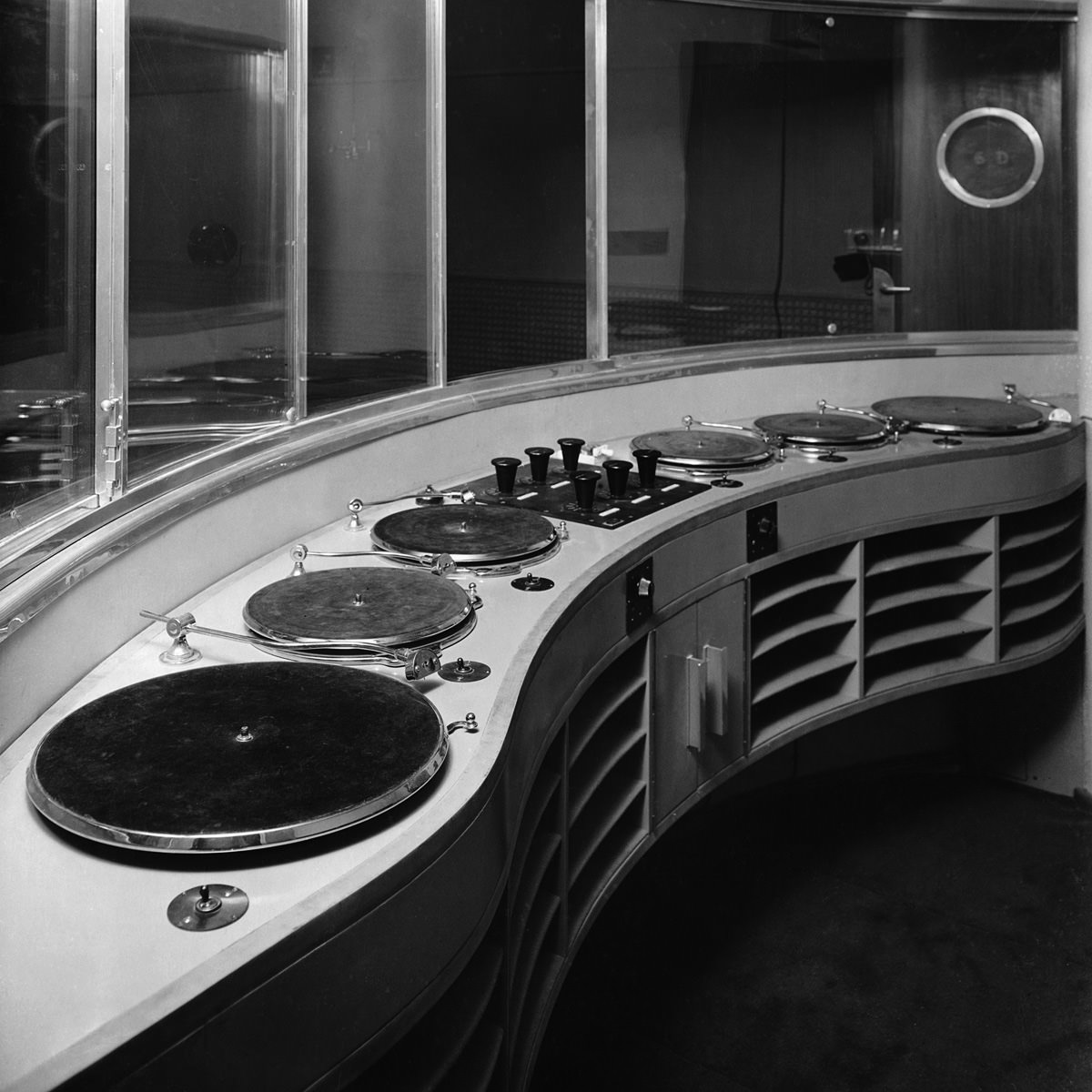 Studio 6E Broadcasting House 1932