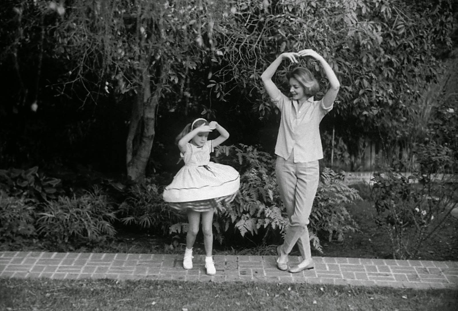 Lauren Bacall with daughter Leslie Bogart at home in Beverly Hills, 1958