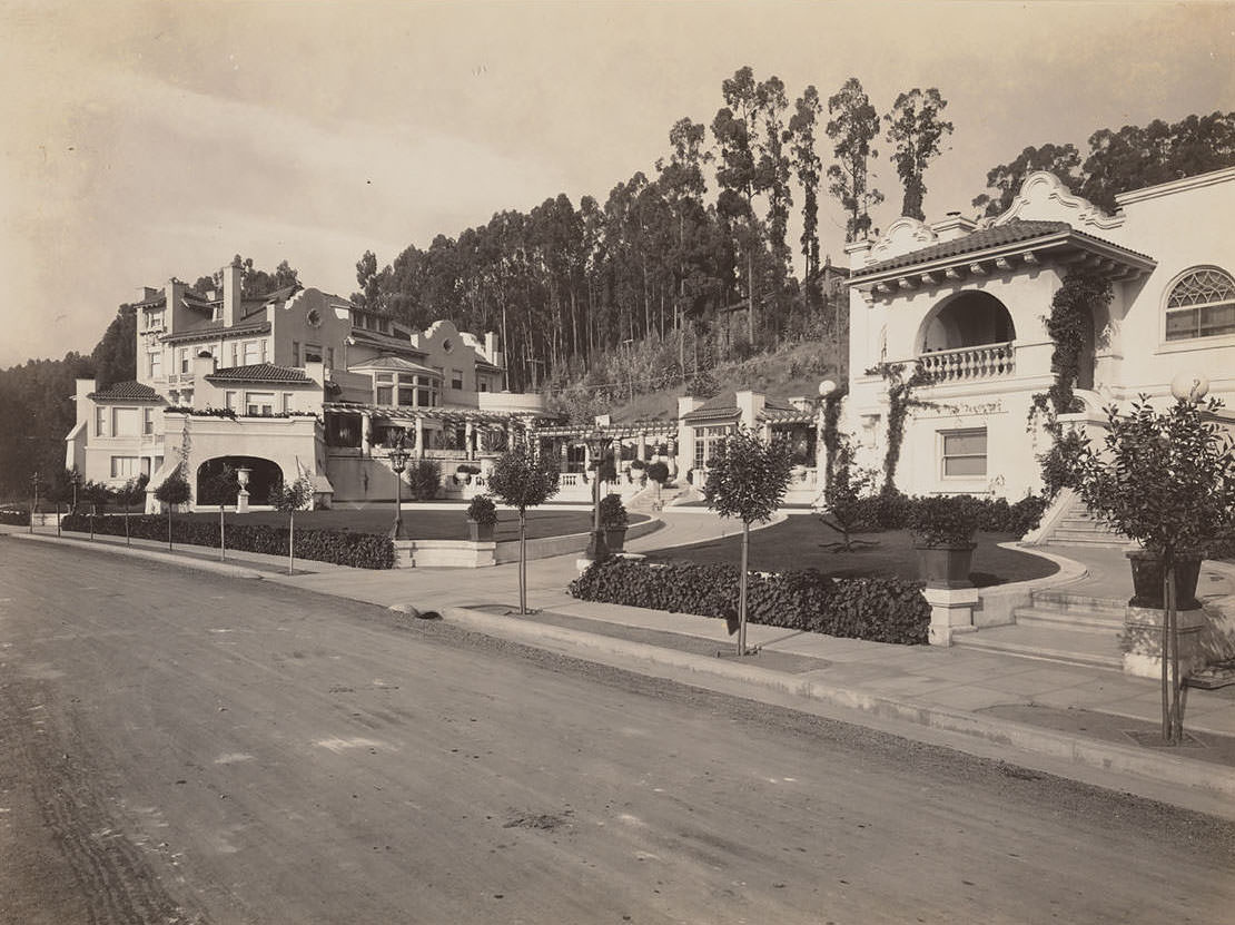 Hart residence, Berkeley, California, 1900s