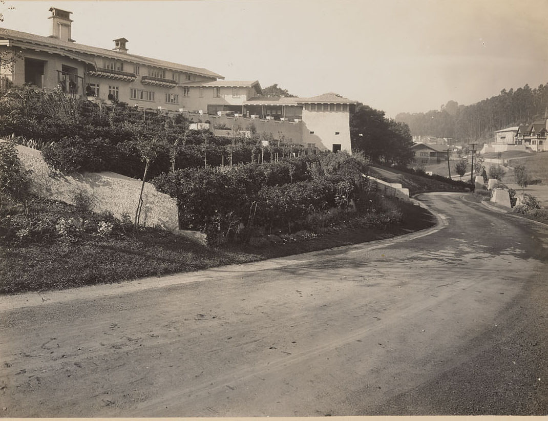 Taylor residence, Berkeley, California, 1910s