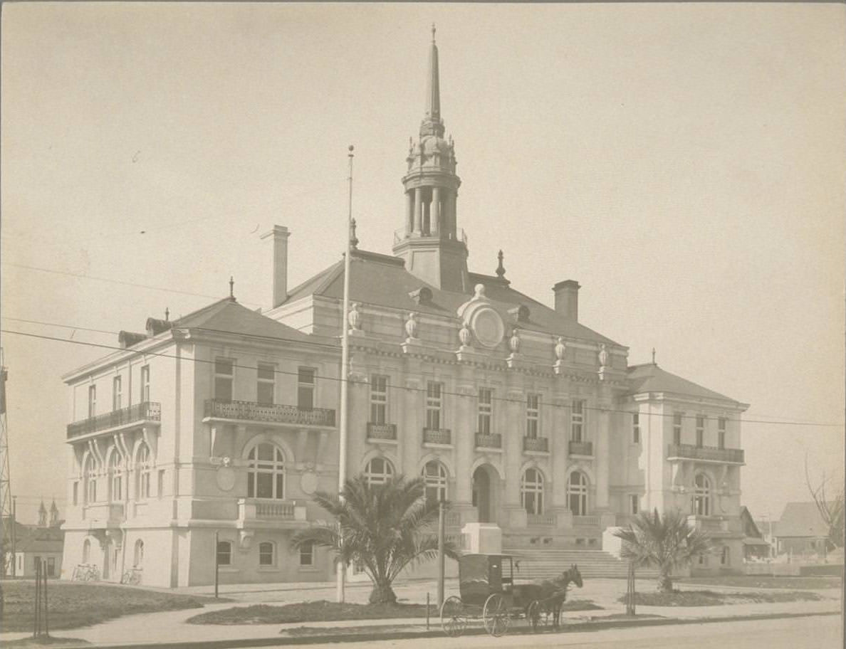 Berkeley City Hall, 1930s