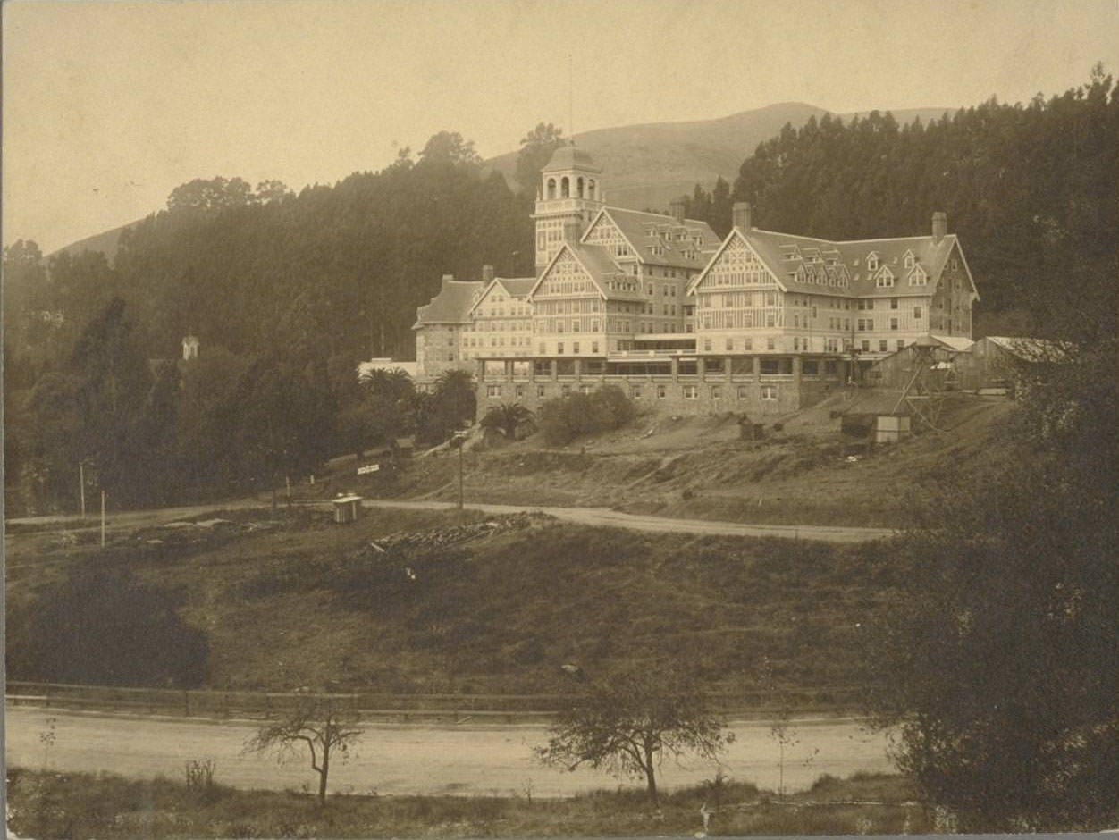 Best Residence. Piedmont, 1930s