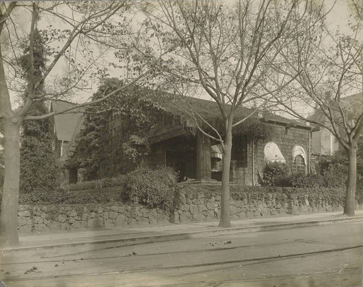 Earl C. Anthony residence, 1920s