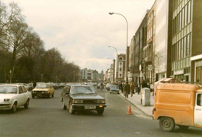 Traffic on the Green, 1982