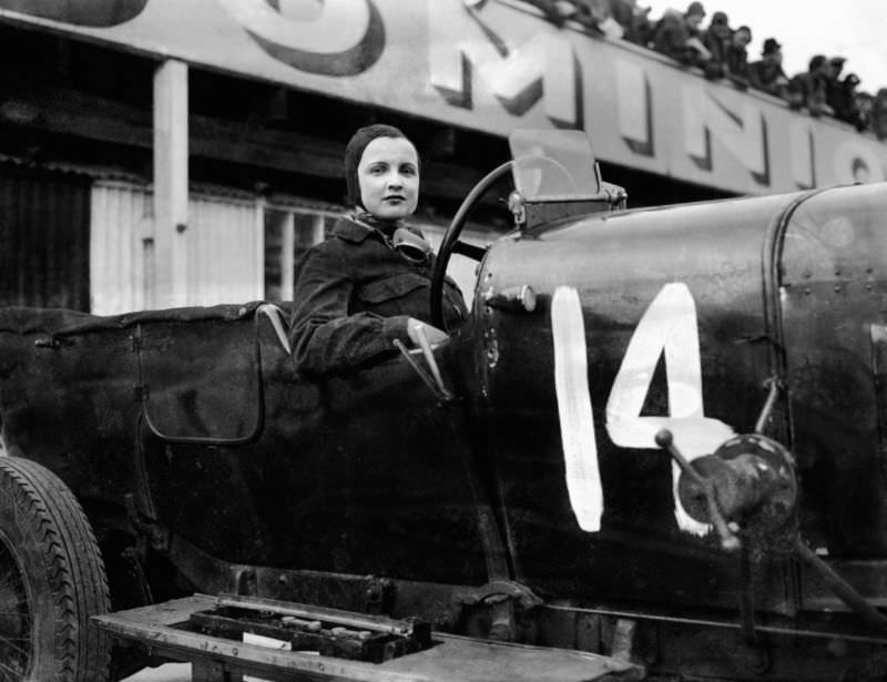 Kay Petre at Brooklands, March 1930.