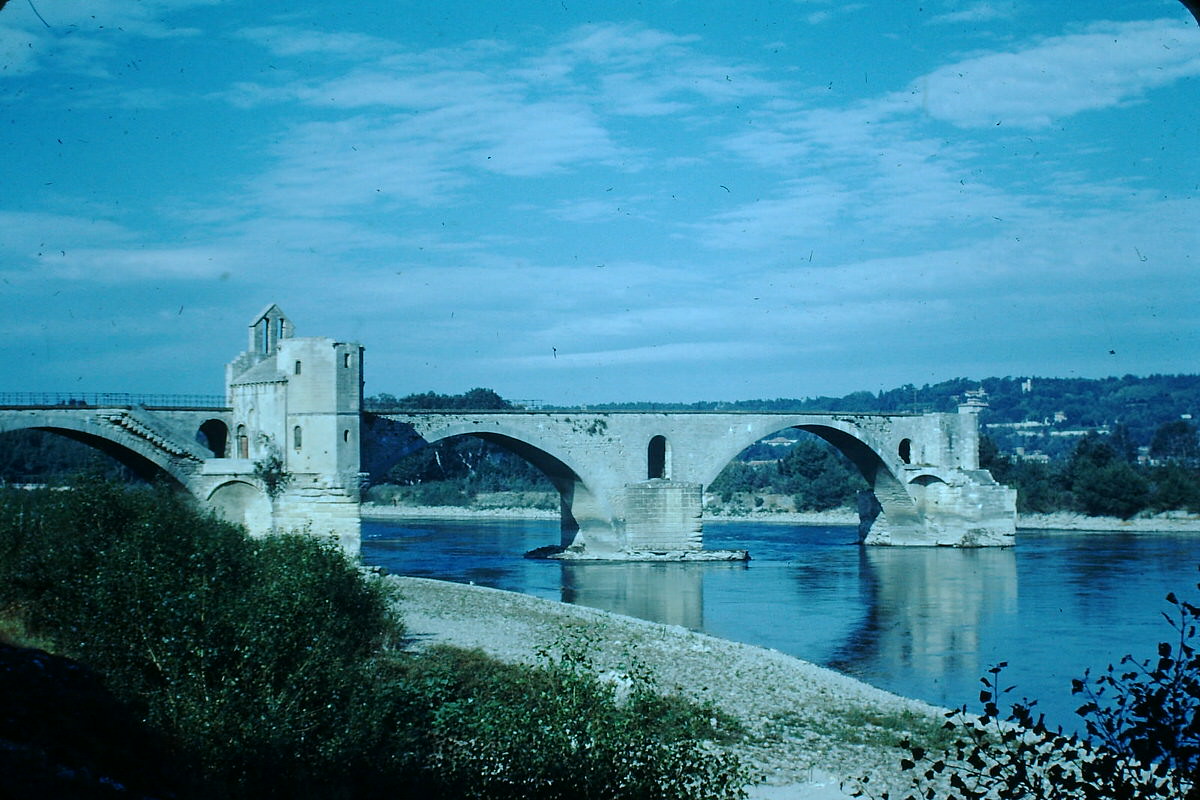 Pont d'Avignon, France, 1953