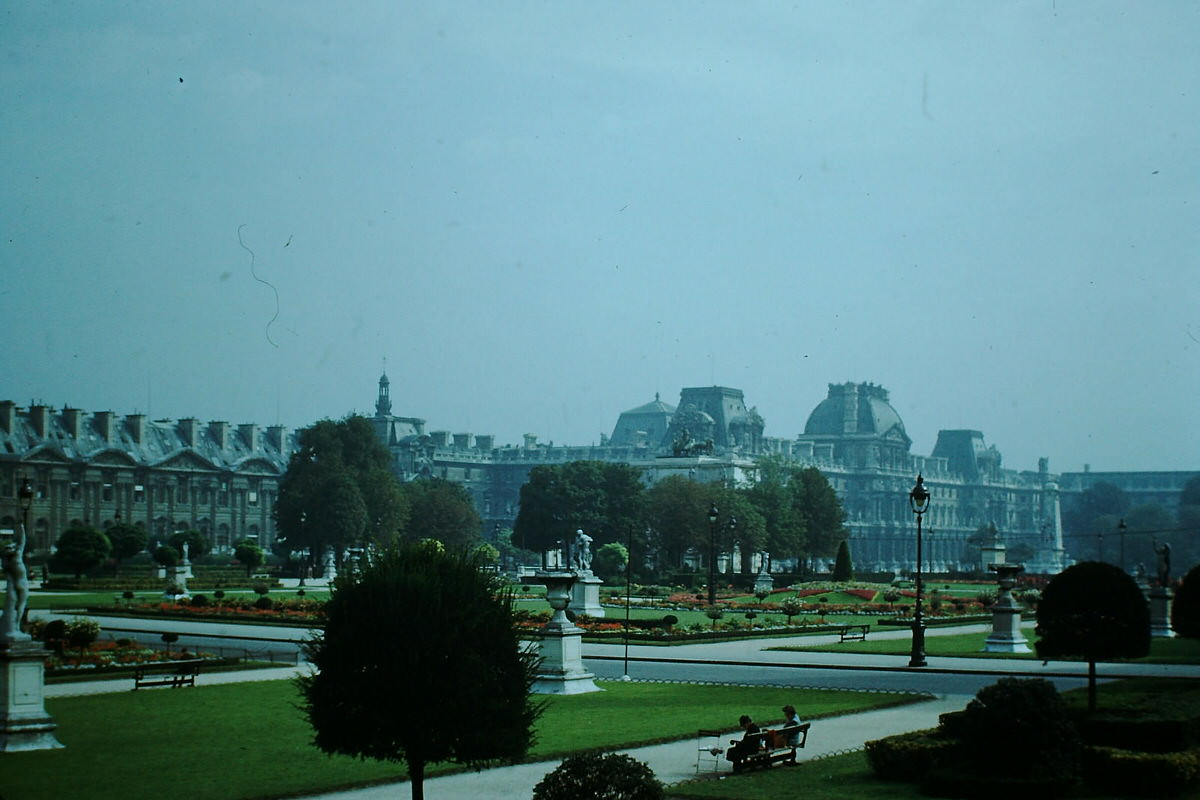 Le Louvre- Paris, France, 1953