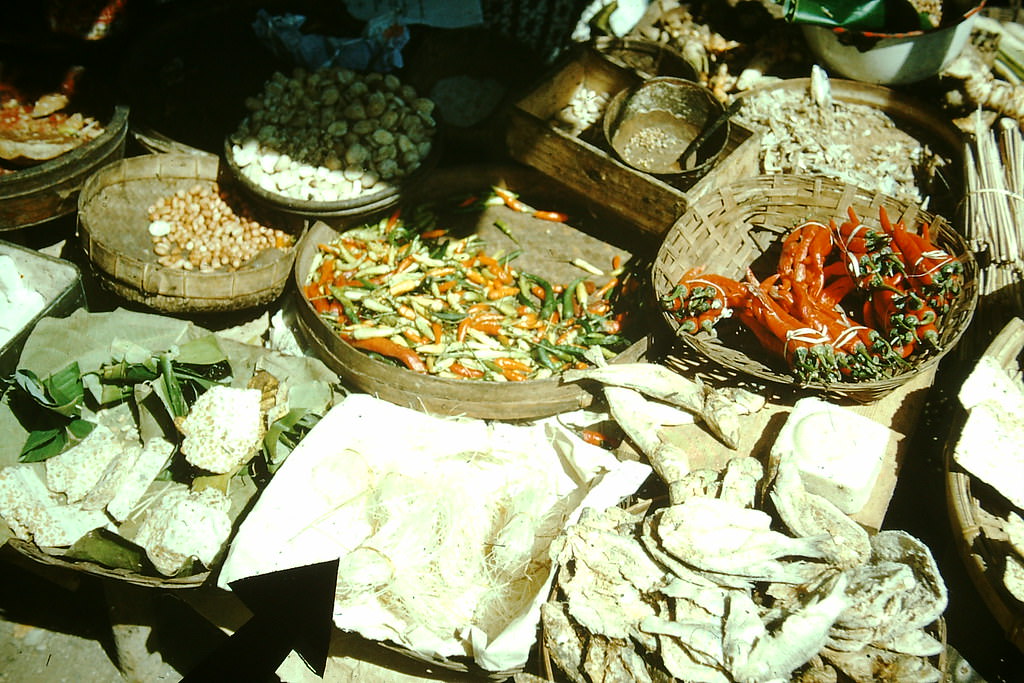 Market Scene, Indonesia, 1952