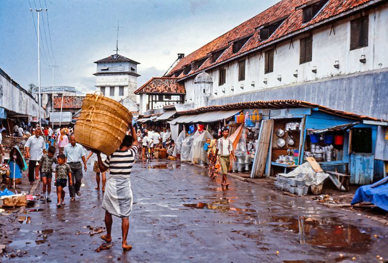 Pasar Sham, Djakarta, 1970s.