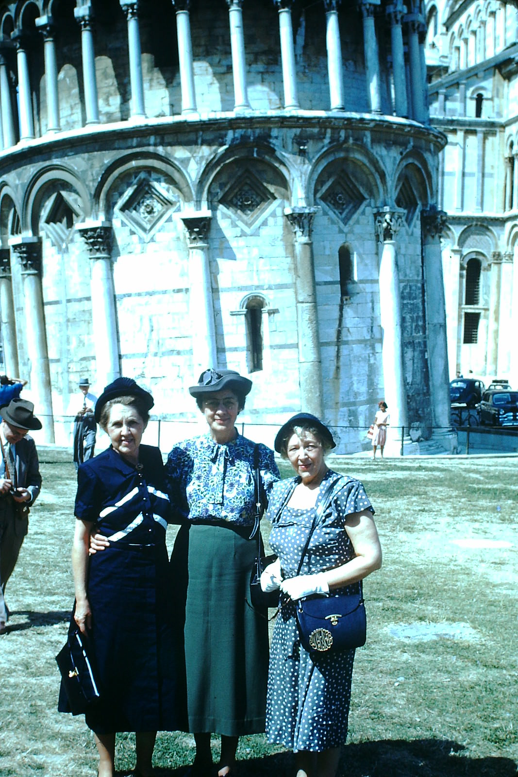 Muzzy w Mrs Geo A Mercer & Mrs John G McNutt, Pisa, Italy, 1954.