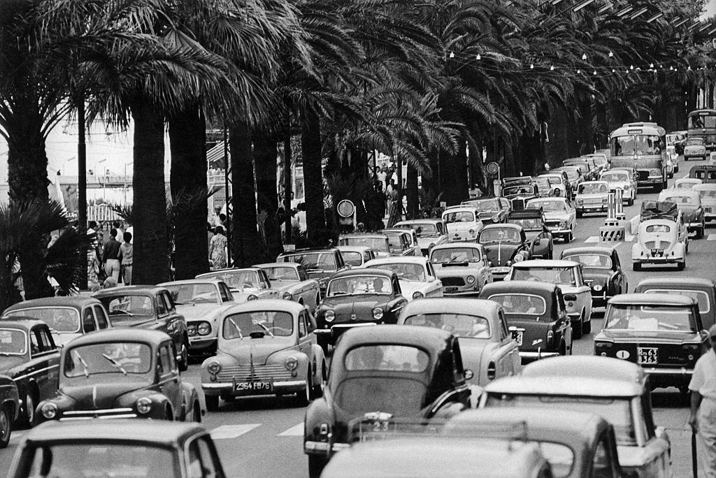 A busy boulevard in Italy, 1960s.