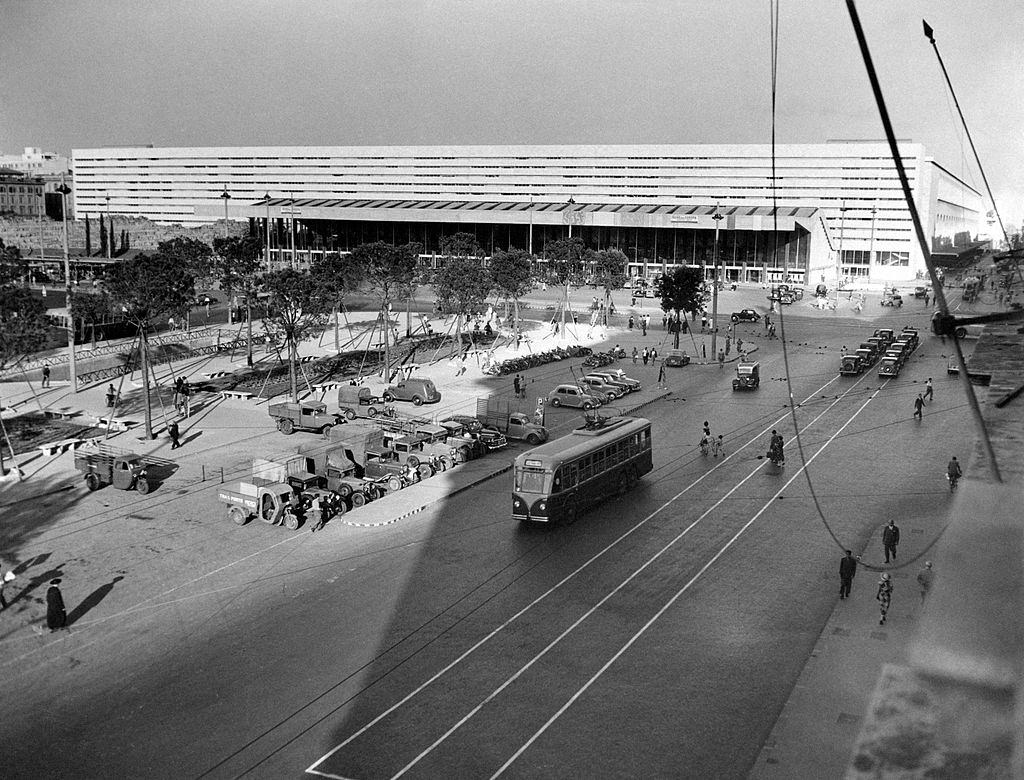 Roma Termini railway station, 1960s.