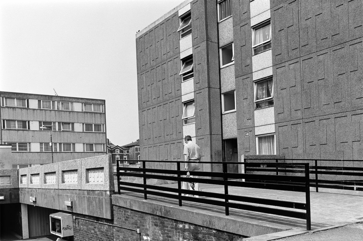 A Photographic Tour of Kilburn, London in the late 1990s by Peter Marshall