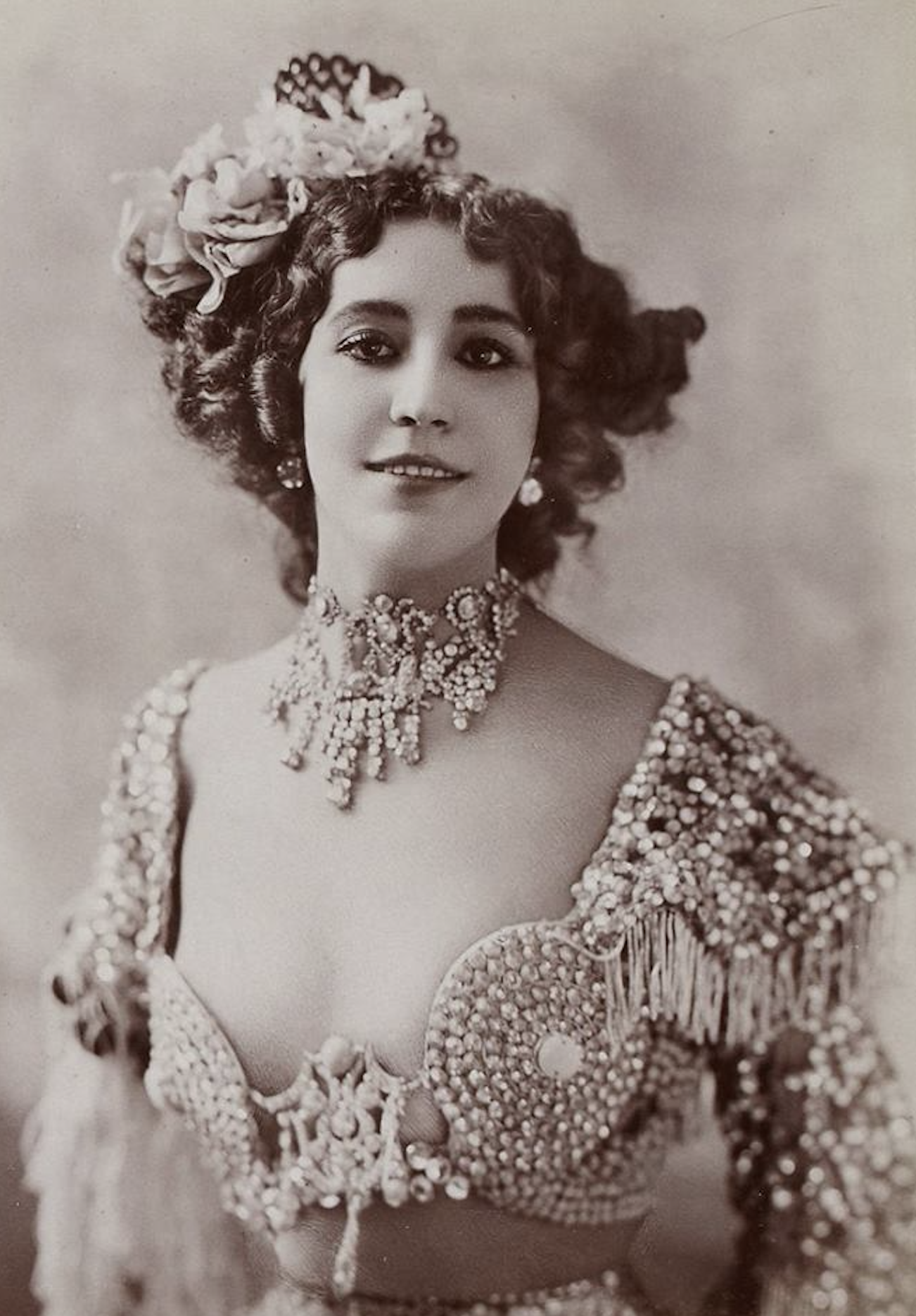 Lola Montez: Life story and Interesting Facts about the Glamorous and Dangerous Irish Dancer