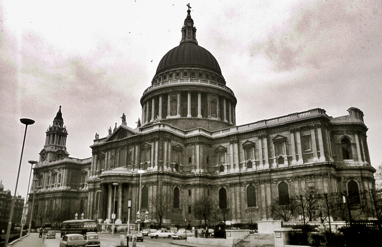 St. Paul´s Cathedral, London, February 1971