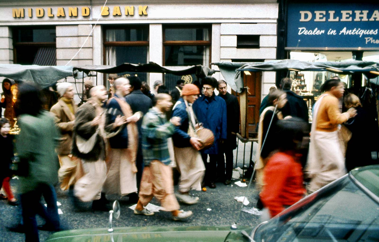 Portobello Road, London, February 1971