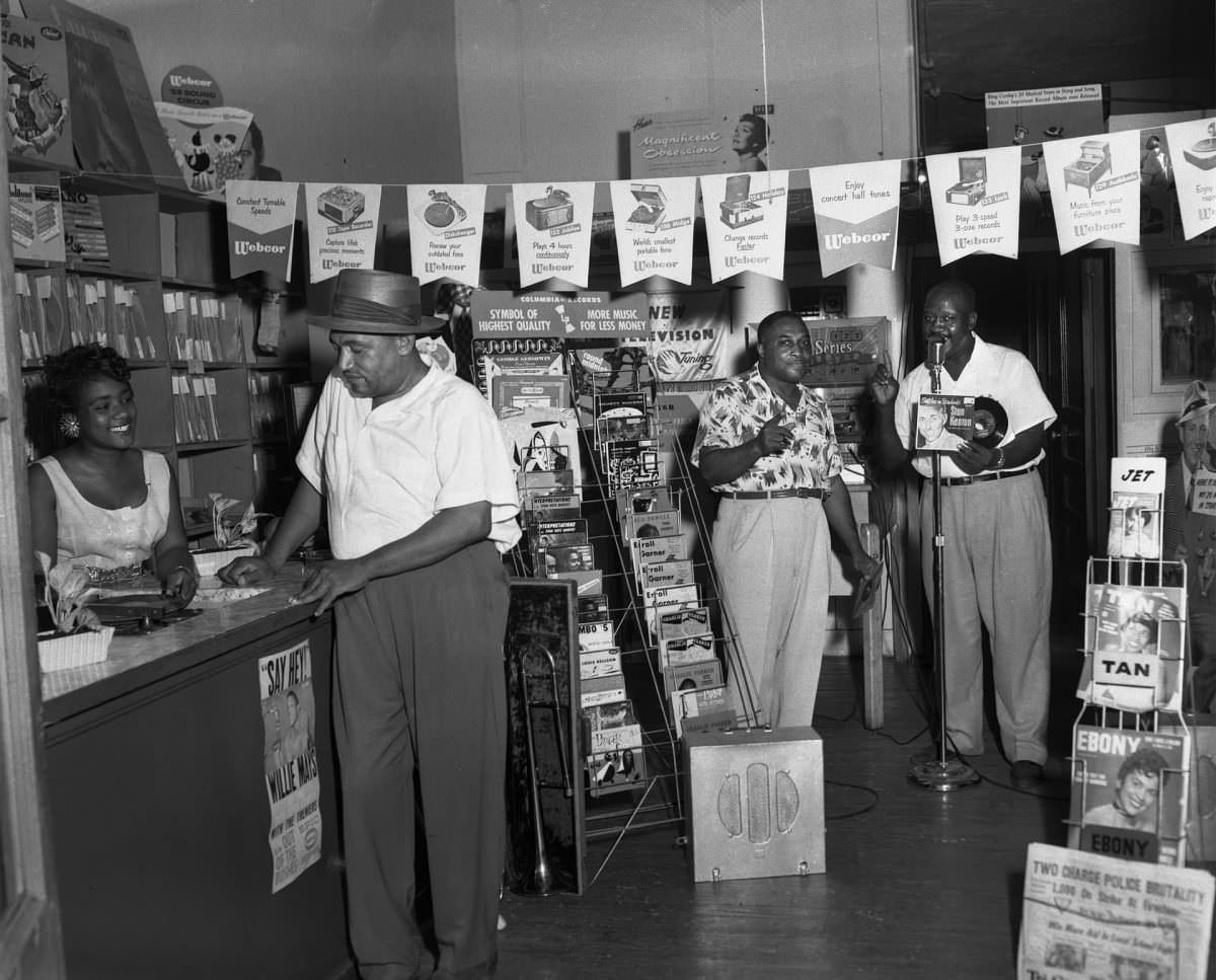 A Memphis record store in the summer, 1954