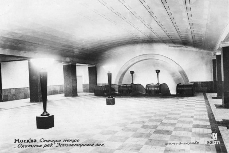 Okhotny Ryad subway station, escalator hall, Moscow, 1935