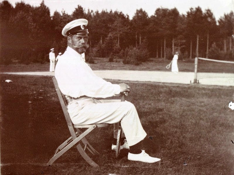 Nicholas II between two tennis match, 1912.