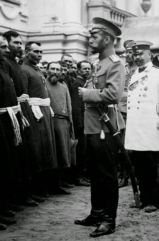 Meeting between Tsar Nicolas II and Orthodox monks or priests, 1911.