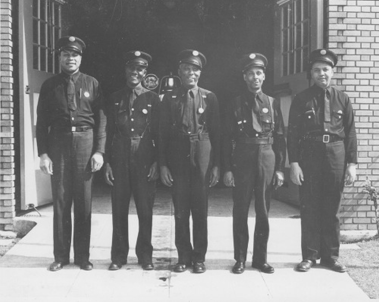 Engine Company 22, Oakland Fire Department, 1940s