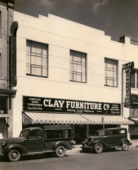 Farnham building, west side of Clay Street between 10th and 11th Streets, 1940s