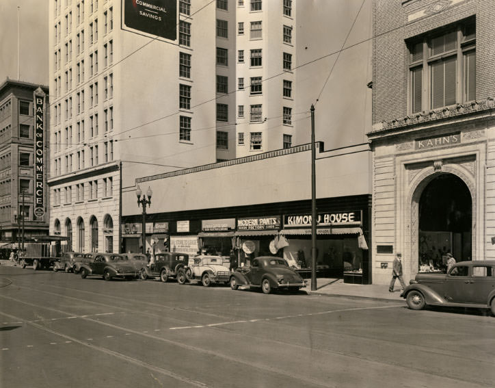 Lurie building, north side of 12th Street between Broadway and Franklin Streets, 1940s