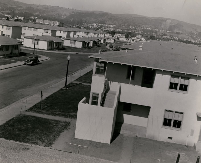 Newly constructed Lockwood Gardens public housing development in the Havenscourt, 1940s