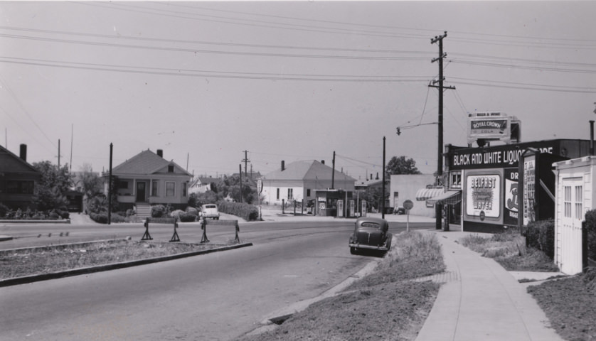 Courtland Avenue looking toward Foothill Boulevard in the Fairfax district of Oakland, 1940s