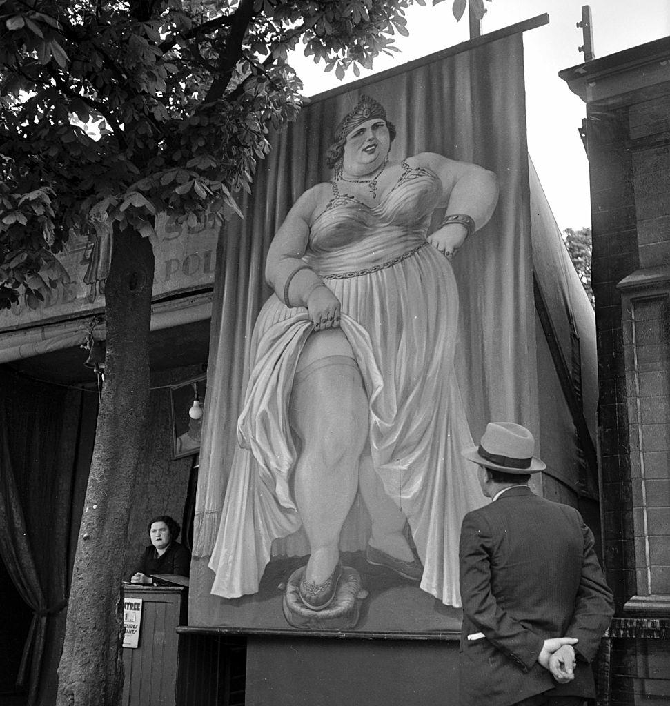The largest society woman, 1935.