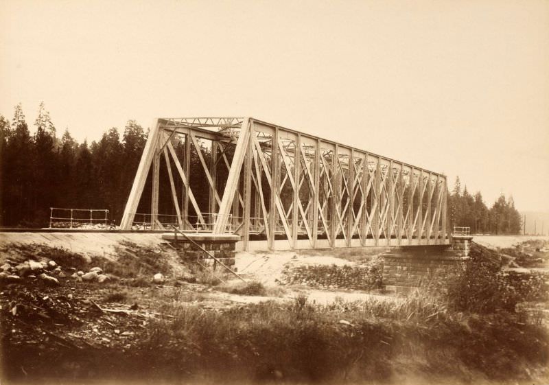 Railway bridge over the Gauja River, August 12, 1889