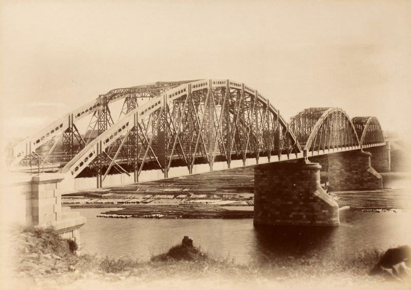 Railway bridge over the Velikaya River (Riga Bridge), side view after the end of construction, May 26, 1889
