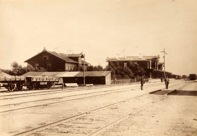Tartu train station, rail side view, May 24, 1888