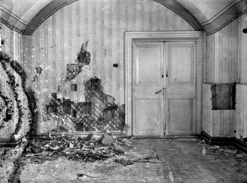 Cellar of Ipatiev house in Yekaterinburg, after the Execution of the Imperial Family in the night on 16-17 July 1918, 1919.
