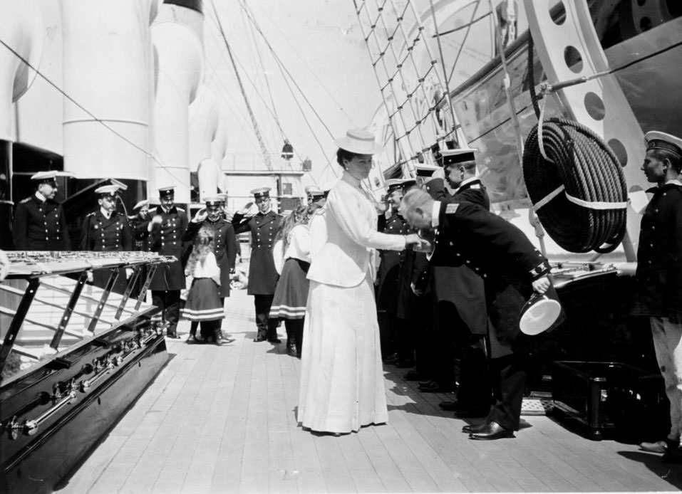 Empress Aleksandra being greeted aboard the Standart, the imperial yacht that served the tsar's family for holidays and official tours.