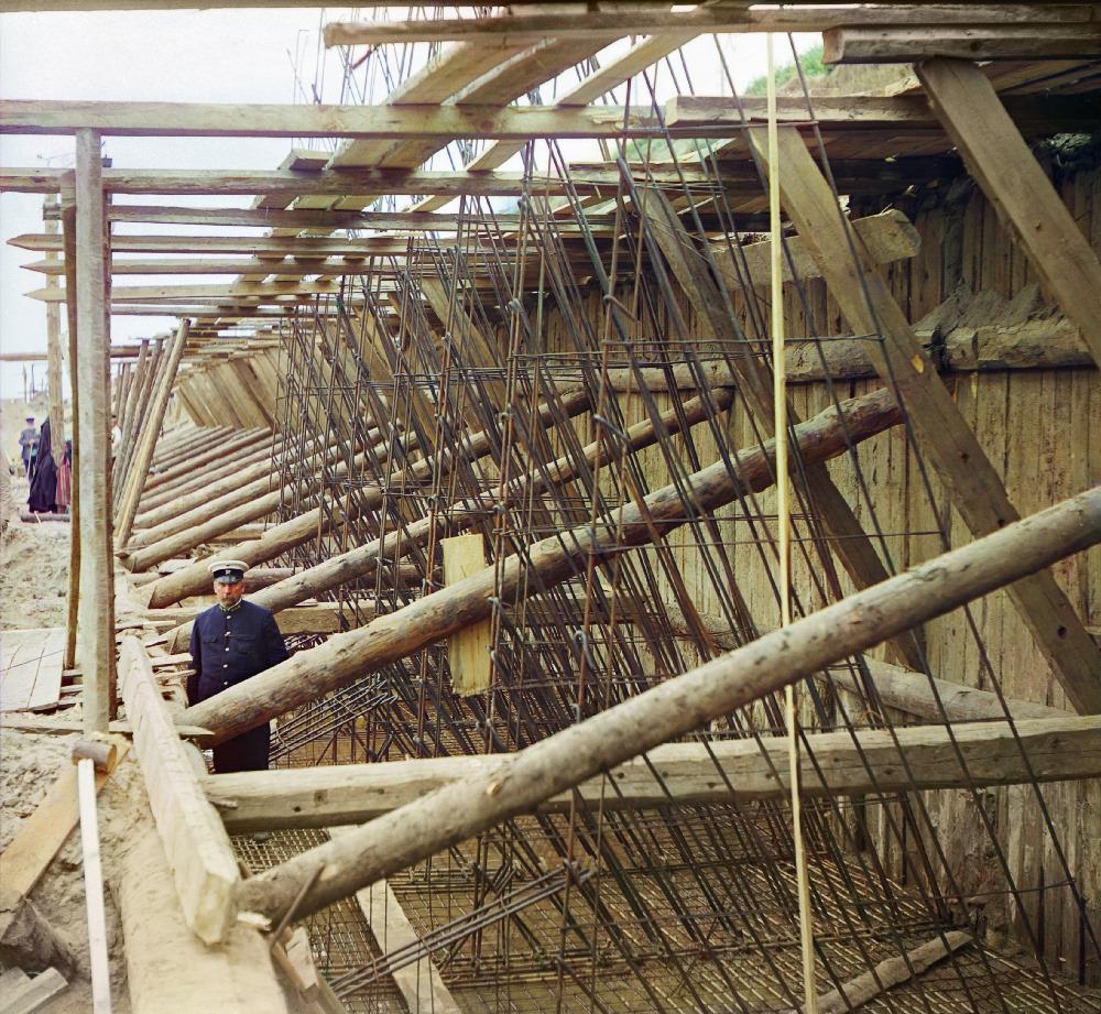 An engineer Nestor Puzyrevsky, the author of the project of a dam on the Oka River. Ryazan Governorate, 1912