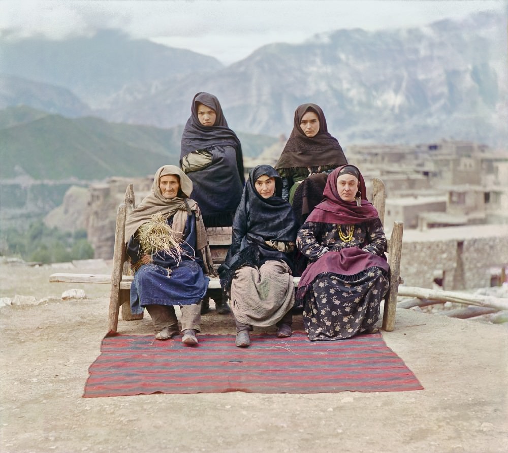 A group of women in Dagestan, 1910