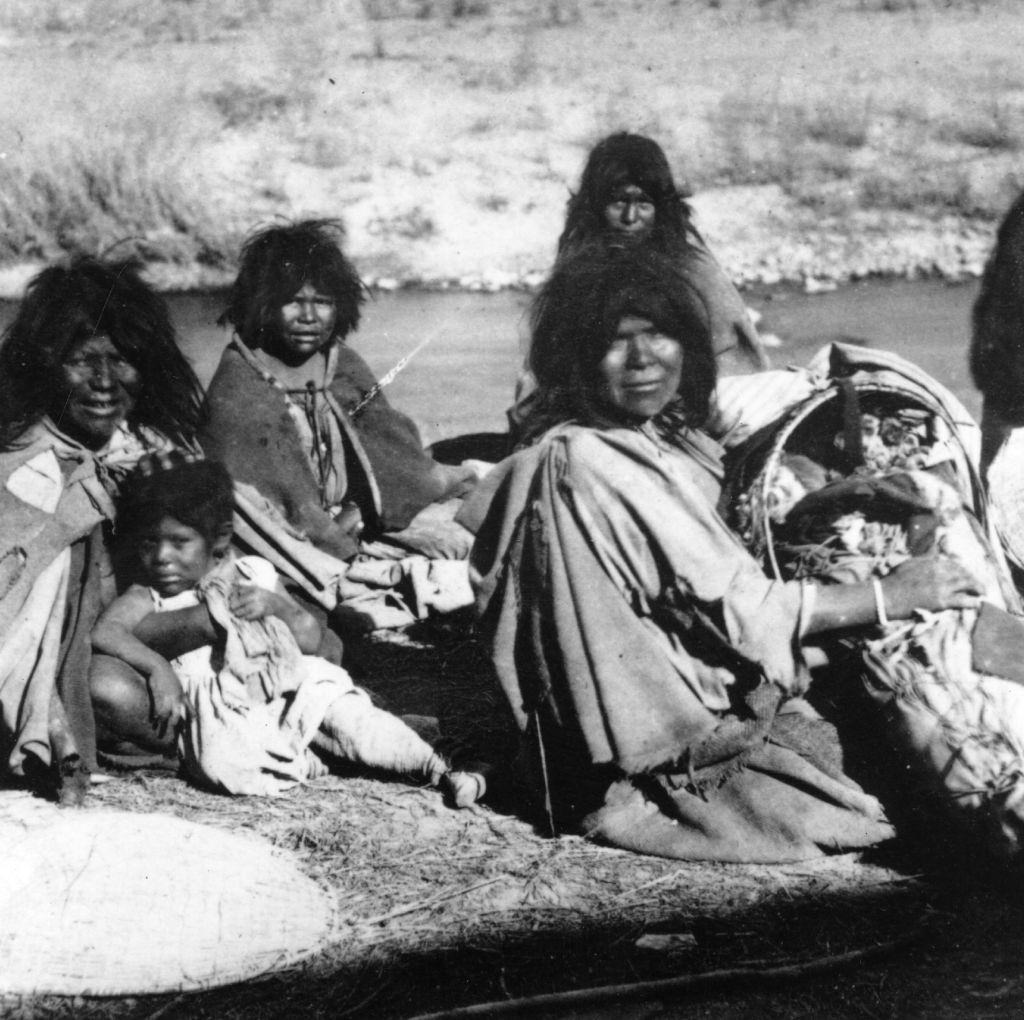 Native Americans of the Shoshone tribe in Salt Lake City, 1900.